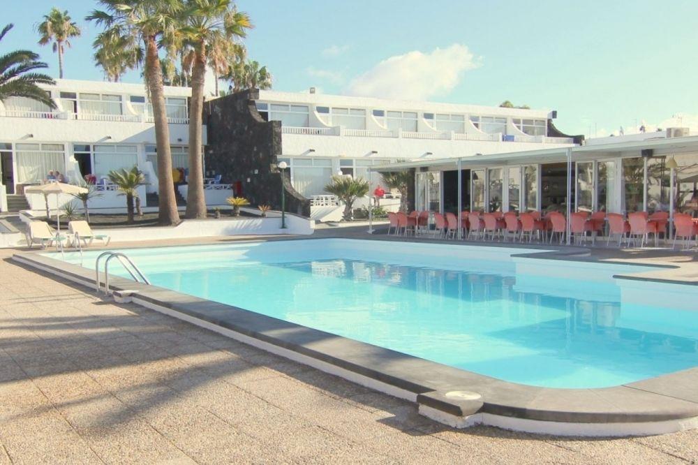 Apartamentos Orly Club Arena Dorada Пуерто-дель-Кармен Екстер'єр фото
