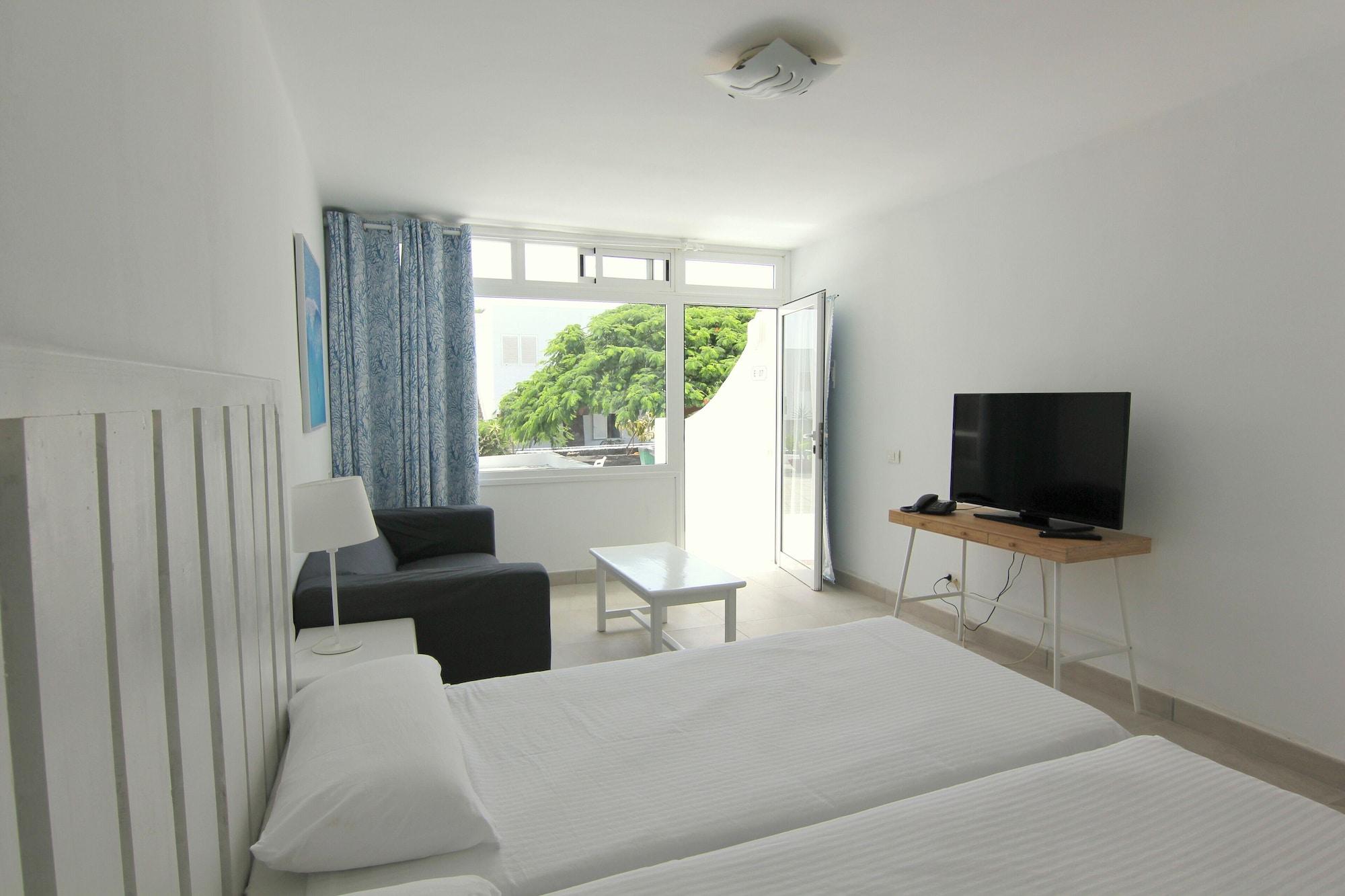 Apartamentos Orly Club Arena Dorada Пуерто-дель-Кармен Екстер'єр фото