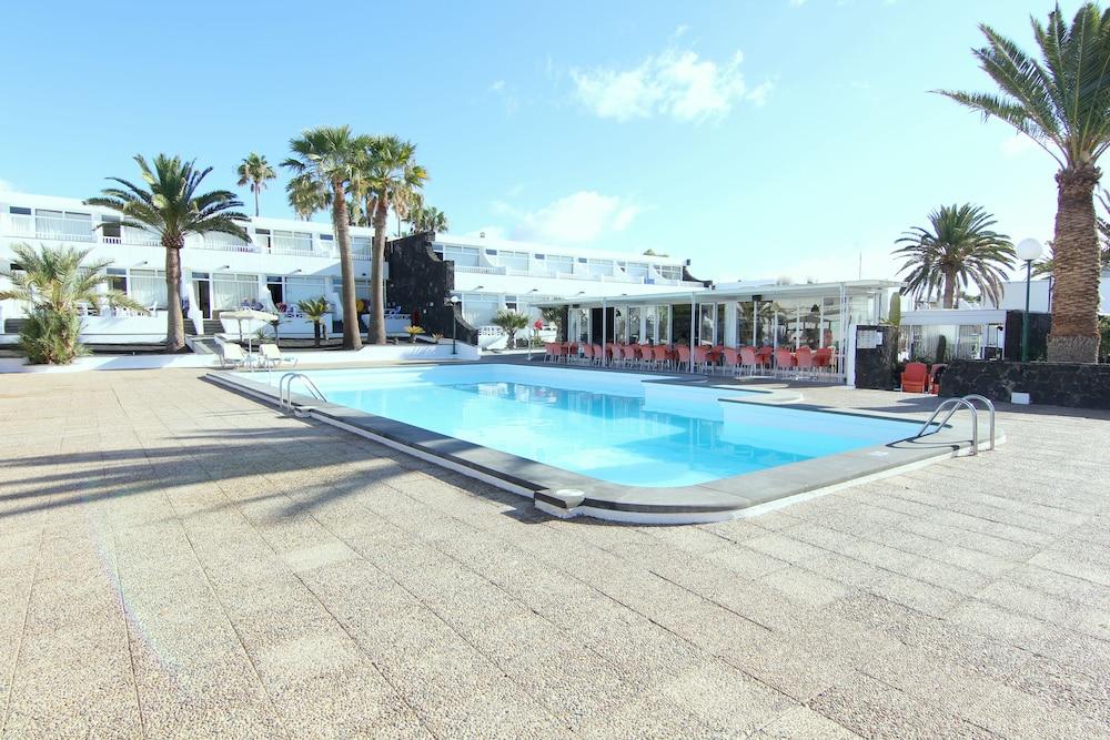 Apartamentos Orly Club Arena Dorada Пуерто-дель-Кармен Екстер'єр фото